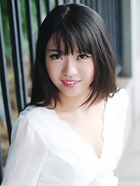 Asian single woman Yidan from Nanchang, China