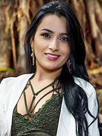 Latin single woman Jenifer Carolina from Medellín