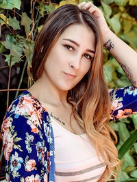 Latin single woman Laura from Medellín, Colombia