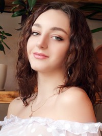 Ukrainian single woman Alina from Mariupol, Ukraine