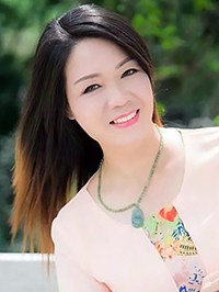 Asian single woman Cuiying from Nanning