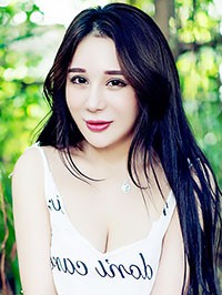 Asian single woman Mengxue from Hengyang
