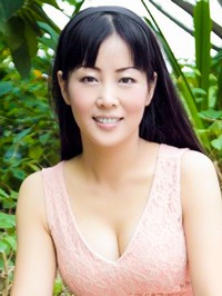 Asian single Yanfan from Nanning, China