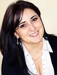 European single Zaruhi from Yerevan, Armenia