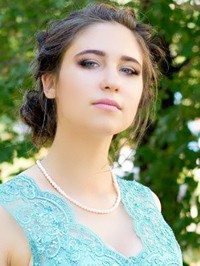 Ukrainian single woman Daria from Kharkiv