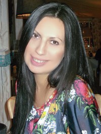 Russian Bride Yuliya from Saint Petersburg
