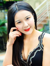 Asian Bride Yuanyuan (Winnie) from Henan