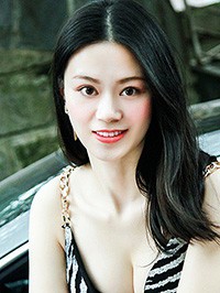 Asian woman Qinghui (Adina) from Changzheng, China