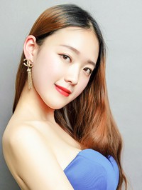 Asian single woman Pengxia (Ella) from Zhanjiang