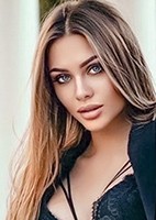 Yana from Kiev, Ukraine