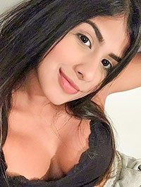 Latin single woman Katherine Ariana from Cancún, Mexico