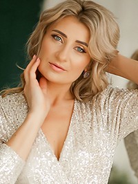 Ukrainian Bride Olesya from Lviv, Ukraine
