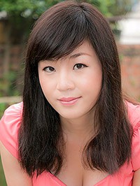 Asian woman Erxi (Cissy) from Nanning, China
