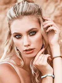 Single Daryna from Kremenchug, Ukraine