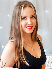 Russian single woman Olga from Nikolaev, Ukraine