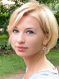Russian single woman Natalia from Saint Petersburg
