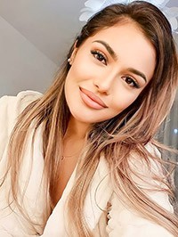 Single Andreea from Bucharest, Romania