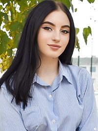 Single Diana from Kherson, Ukraine