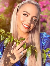 Russian single Tatiana from Paralimni, Cyprus