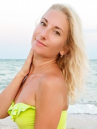 Ukrainian single woman Tatiana from Severodonetsk