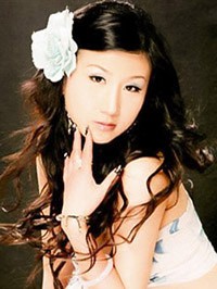 Asian single Lanlan from Nanning, China