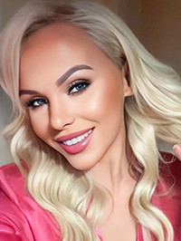 Russian single Amelia from Miami, United States