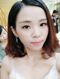 Asian single Qiongshan from Nanning, China