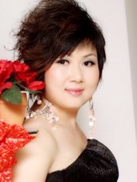 Asian single woman Weina from Zhuhai