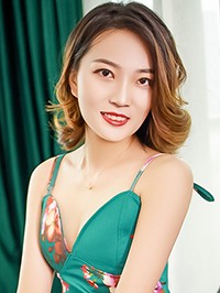 Asian single woman Xin (Cindy) from Guangzhou, China