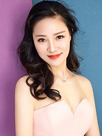 Asian single woman Yunyun (Coco) from Zhenzhou, China