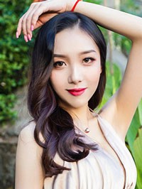 Asian Bride Ya (Aris) from Shanghai