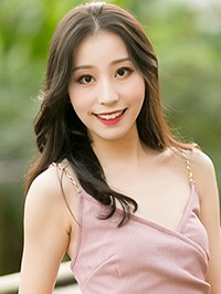 Asian single Ruijing from Huangzhou, China