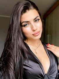 Ukrainian single woman Darina from Cherkassy