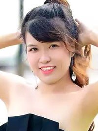 Asian Bride Hang from Ho Chi Minh City