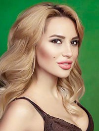 Ukrainian single woman Viktoriia from Kiev