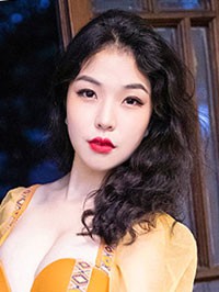 Asian single woman Fengzhen from Beijing, China