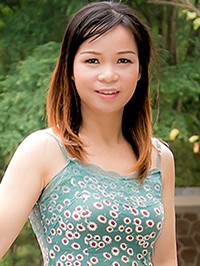 Asian single woman Suxiang from Nanning