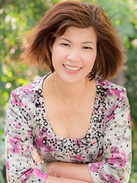 Asian single woman Meizhen from Fangcheng