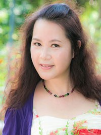 Asian single woman Yanjun from Beihai