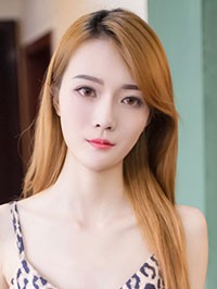 Asian Bride Qin from Dazhou, China