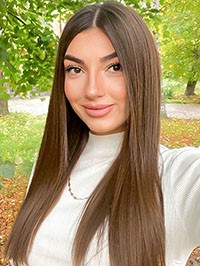 Single Karina from Khmel`nyts`kyy, Ukraine