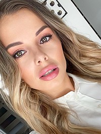 Ukrainian single woman Nikola from Prague, Czech Republic