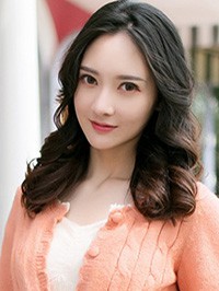 Asian single woman Menghua from Guangzhou