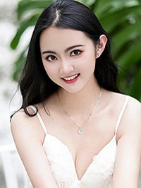 Asian single woman Xinting from Beijing