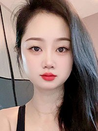 Asian single woman Ling from Hulan