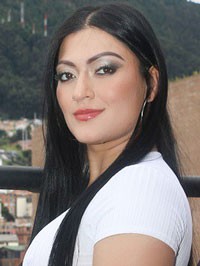 Latin single woman Kelly Tatiana from Bogotá