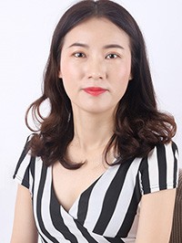 Asian single woman Yuhong from Hulan