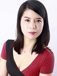 Latin single woman Ai Rong from Hulan, China