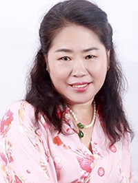 Asian single woman Hongmei from Hulan