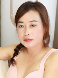 Asian Bride La Yu from Hulan, China
